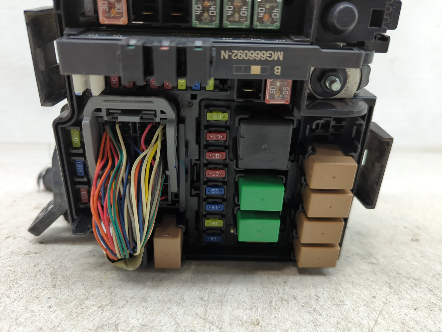 2011-2013 Kia Optima Fusebox Fuse Box Panel Relay Module P/N:91956-00003 Fits Fits 2011 2012 2013 OEM Used Auto Parts - Oemu