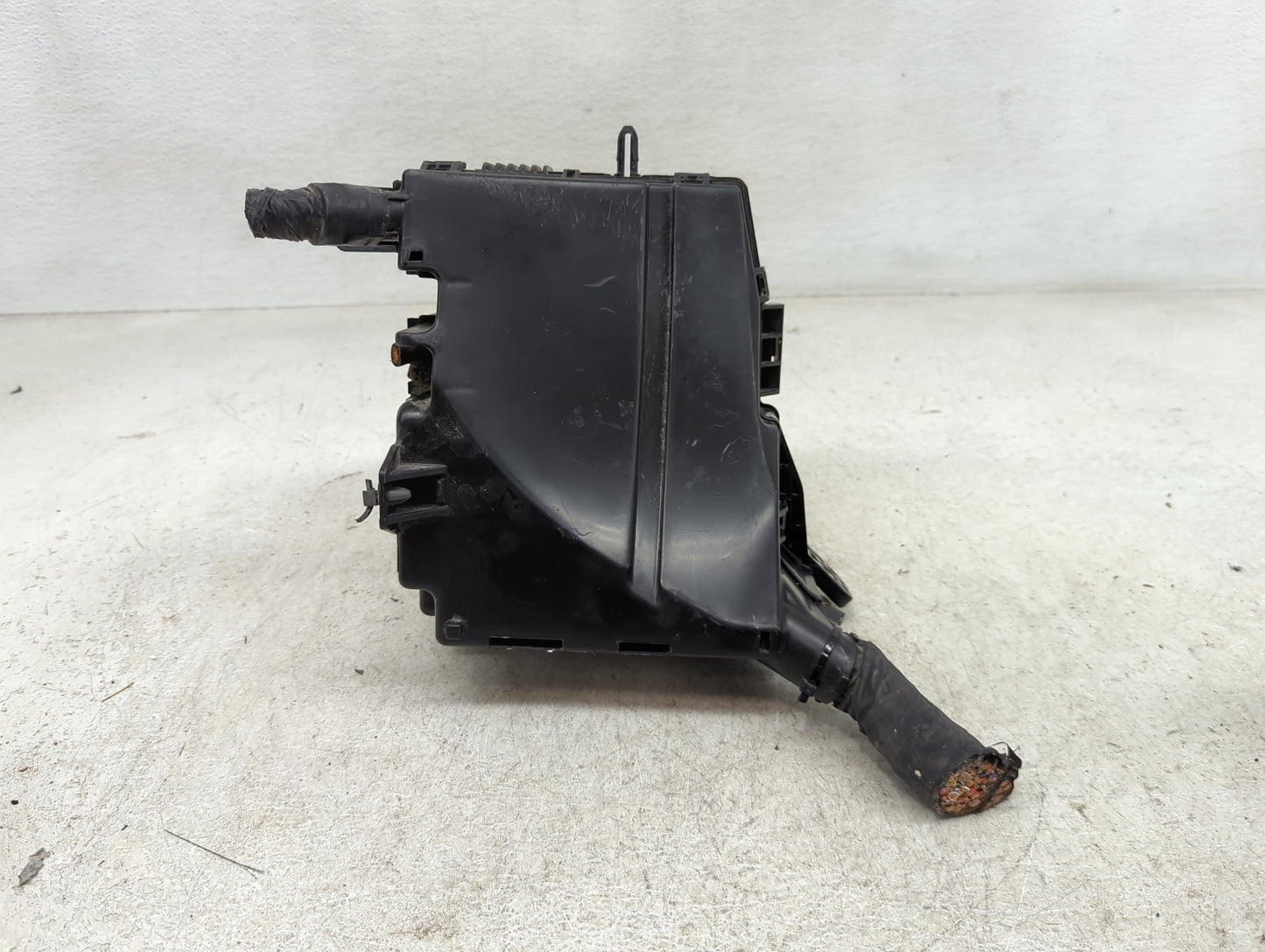 2011-2013 Kia Optima Fusebox Fuse Box Panel Relay Module P/N:91956-00003 Fits Fits 2011 2012 2013 OEM Used Auto Parts - Oemu