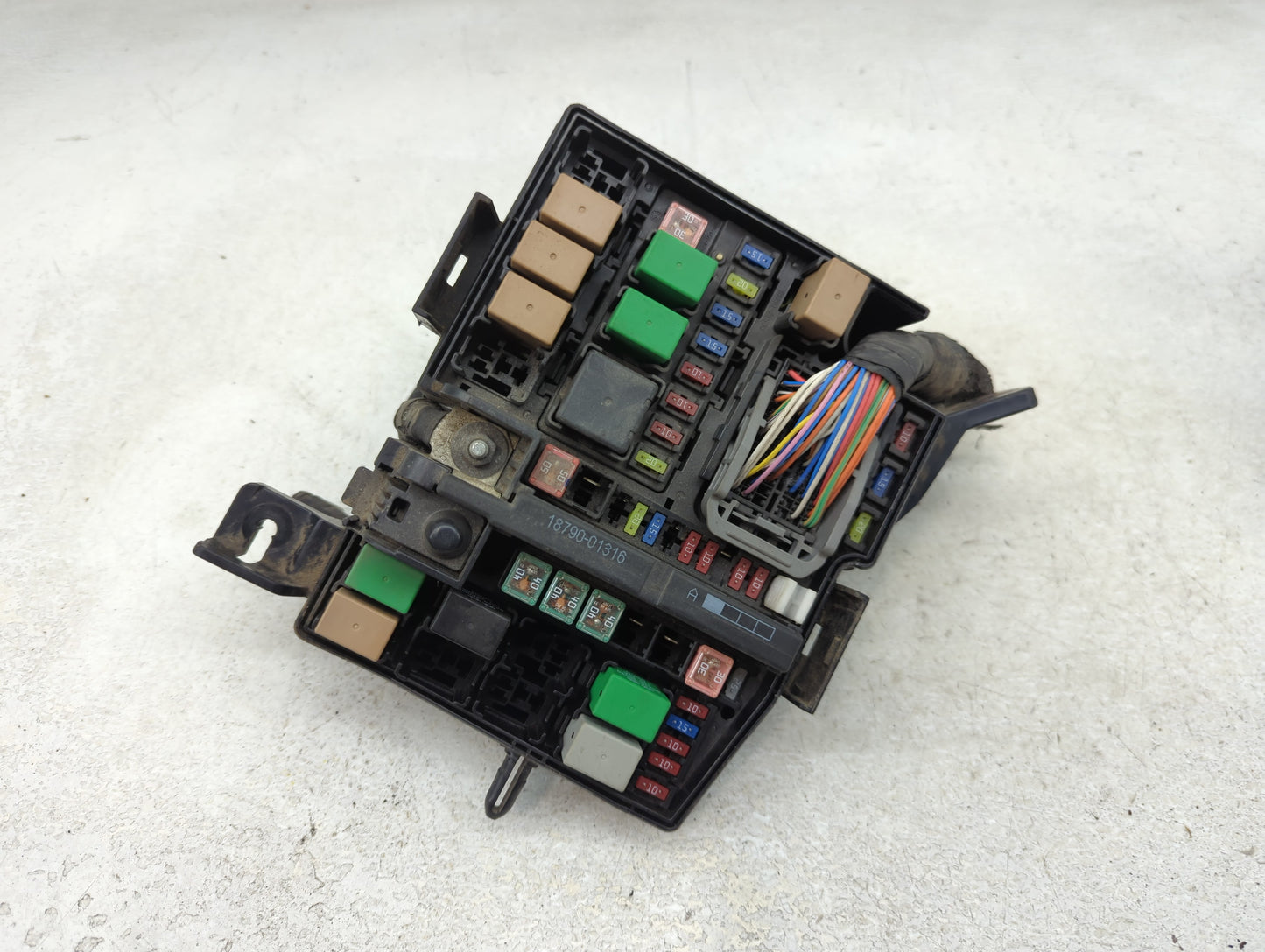 2011-2013 Kia Optima Fusebox Fuse Box Panel Relay Module P/N:91950-2T731 Fits Fits 2011 2012 2013 OEM Used Auto Parts - Oemu