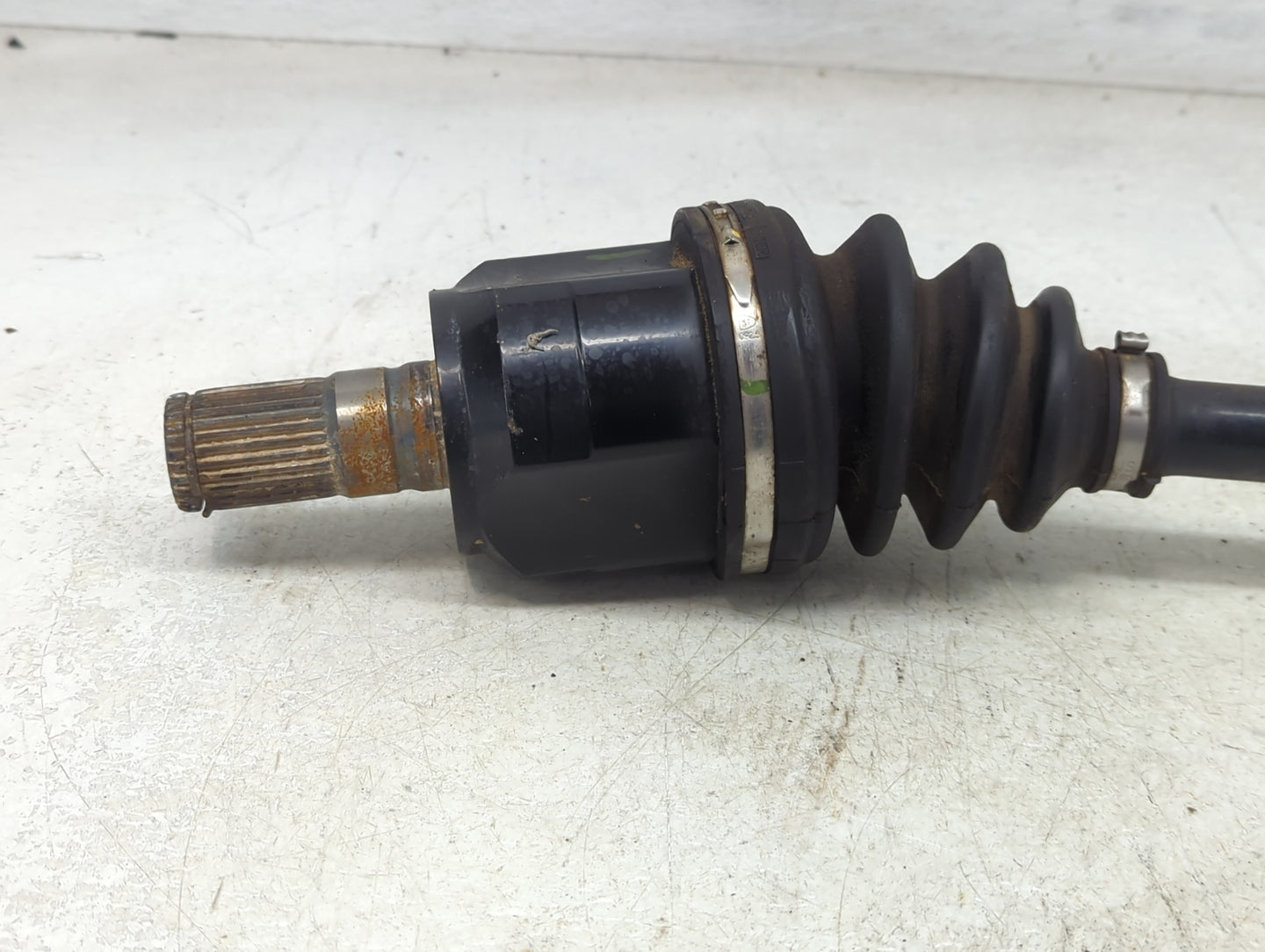 2011-2013 Kia Optima Axle Shaft Front Driver Cv C/v - Oemusedautoparts1.com