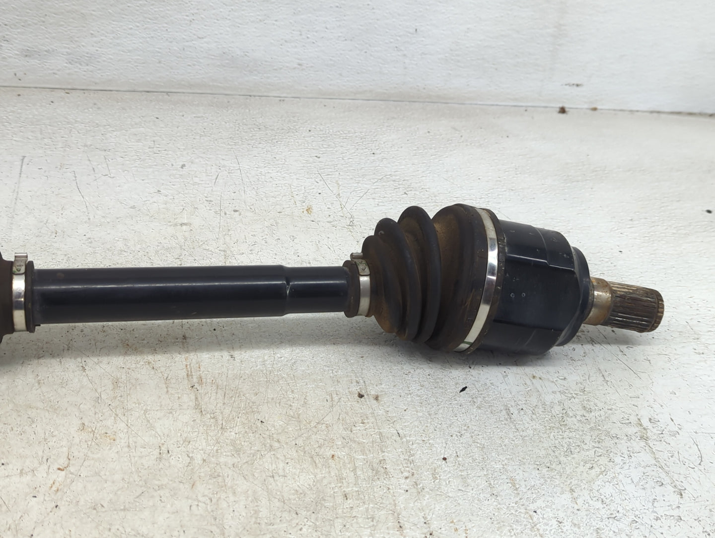2011-2013 Kia Optima Axle Shaft Front Passenger Cv C/v - Oemusedautoparts1.com