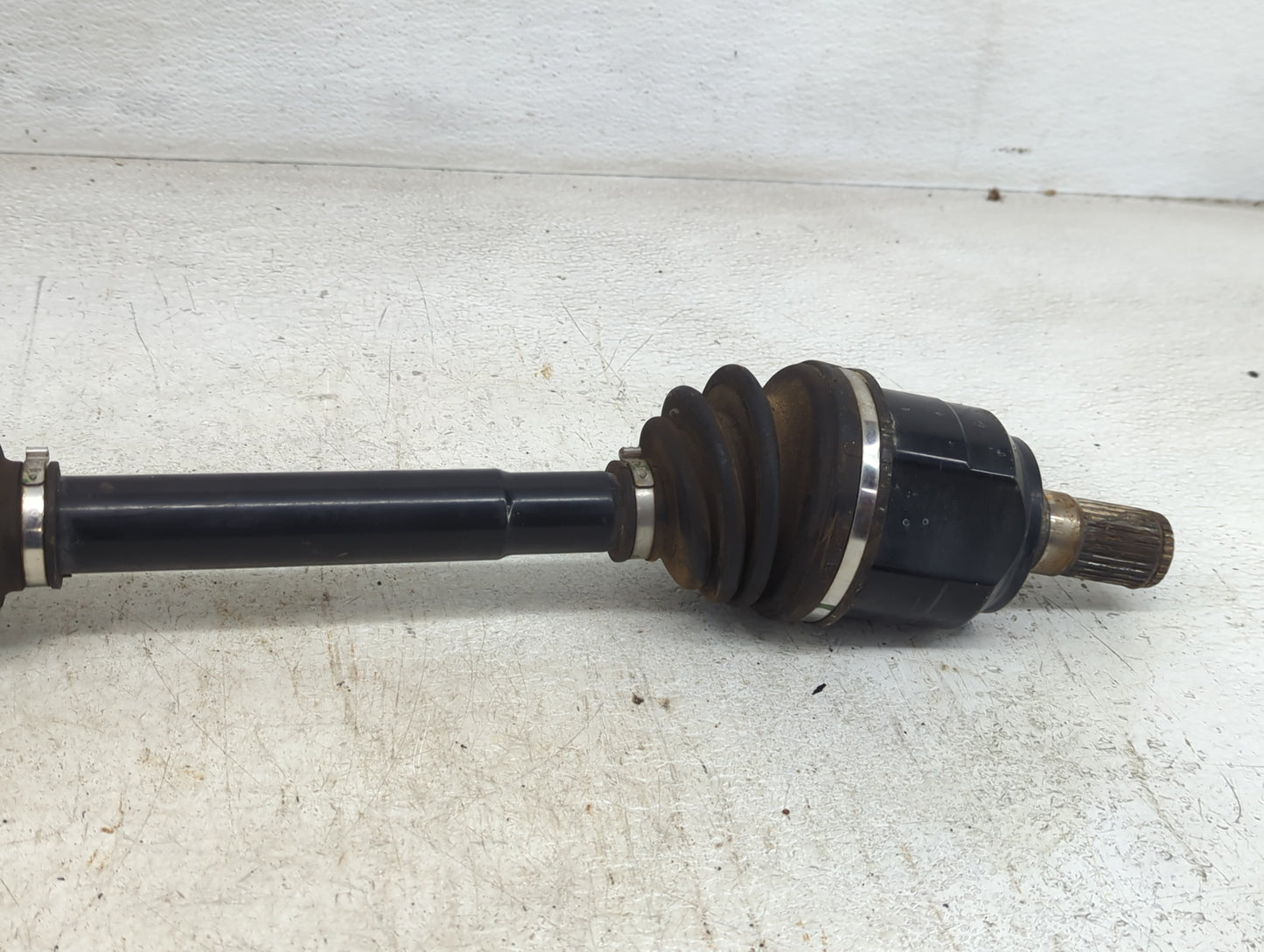 2011-2013 Kia Optima Axle Shaft Front Passenger Cv C/v - Oemusedautoparts1.com