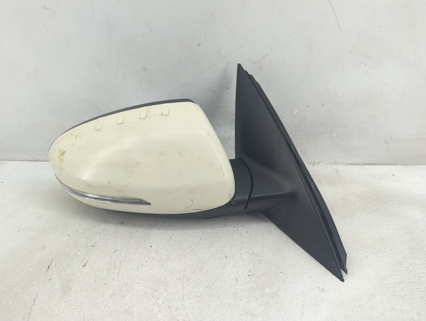 2012-2013 Kia Optima Passenger Side View Mirror - Right Door Mirror OEM Used - Oemusedautoparts1.com
