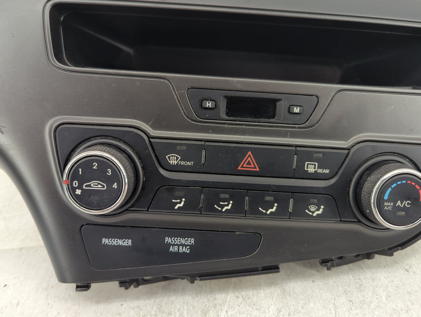 2011-2013 Kia Optima Climate Control Module Temperature AC/Heater Replacement P/N:Q052T40H Fits Fits 2011 2012 2013 OEM Used