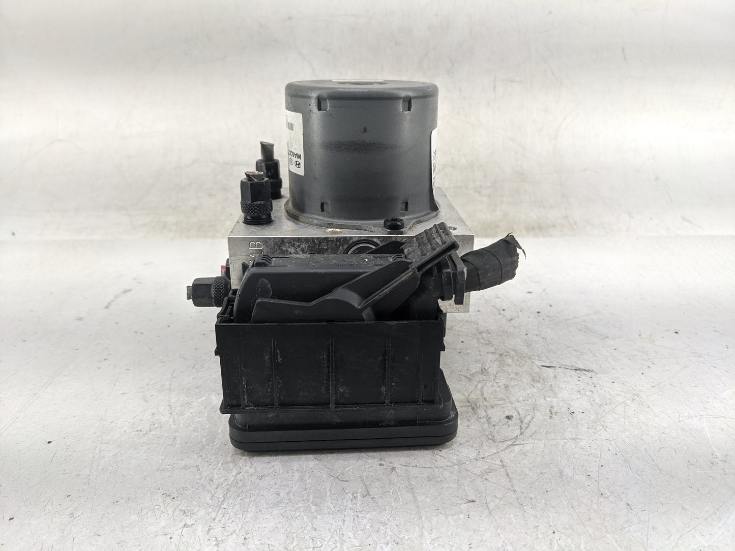 2011-2013 Kia Optima ABS Pump Control Module Replacement P/N:BE60031407 Fits Fits 2011 2012 2013 OEM Used Auto Parts - Oemus