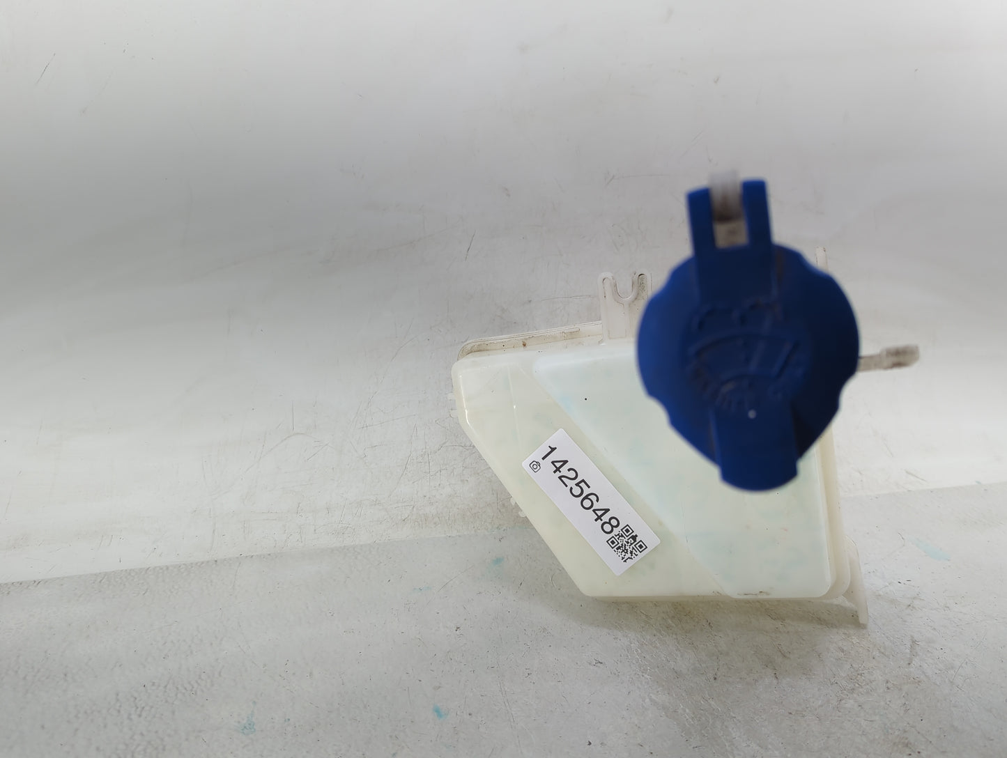 2011-2015 Kia Optima Windshield Washer Fluid Reservoir Bottle Oem - Oemusedautoparts1.com