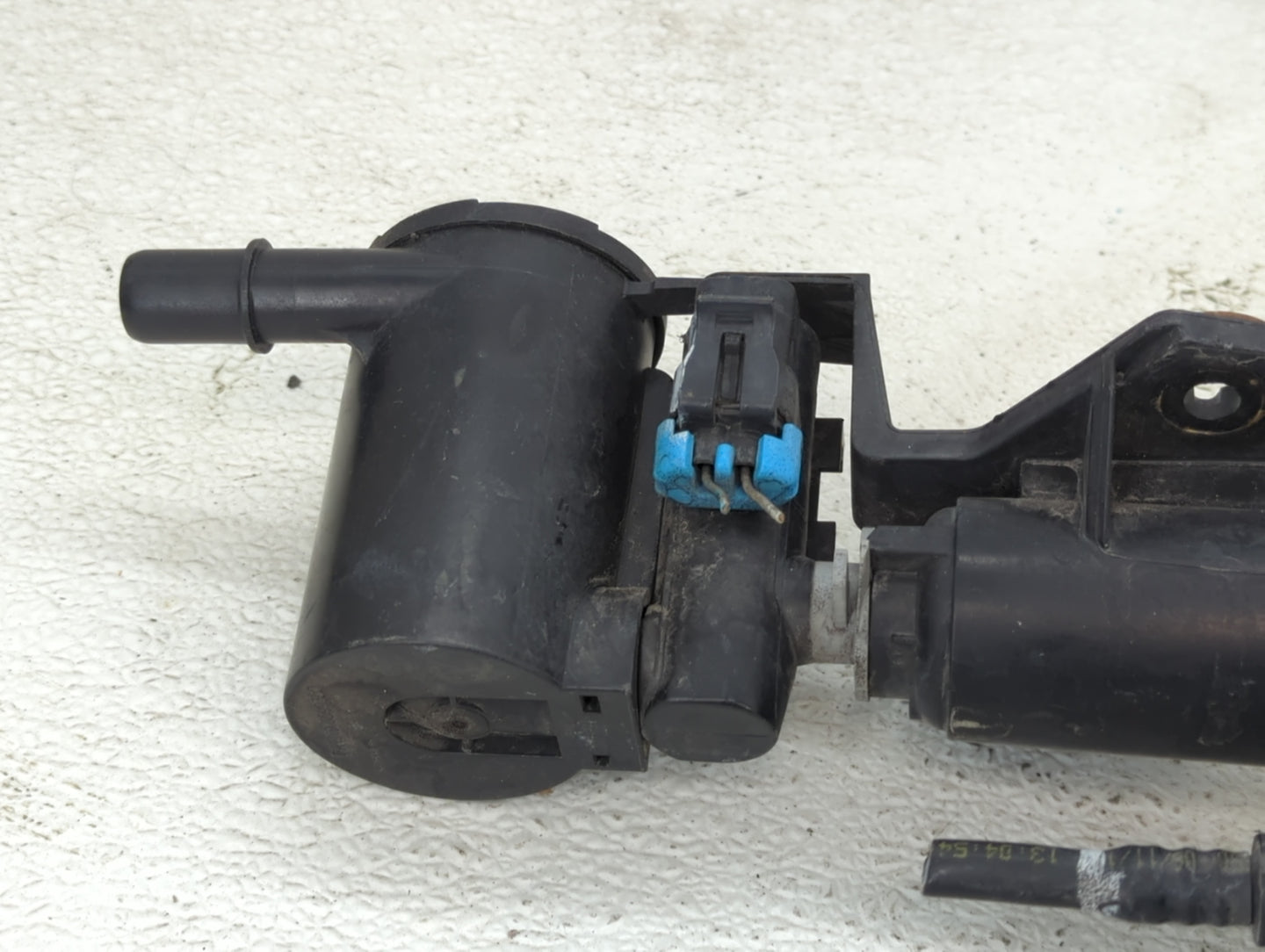 2013 Kia Optima Fuel Vapor Charcoal Canister - Oemusedautoparts1.com