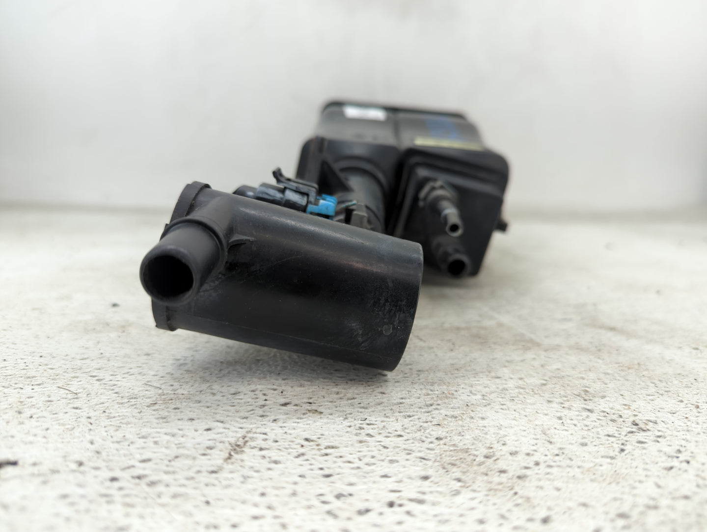 2013 Kia Optima Fuel Vapor Charcoal Canister - Oemusedautoparts1.com