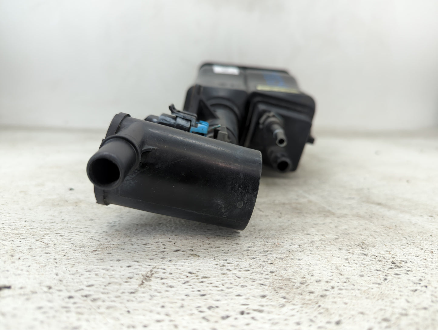 2013 Kia Optima Fuel Vapor Charcoal Canister - Oemusedautoparts1.com