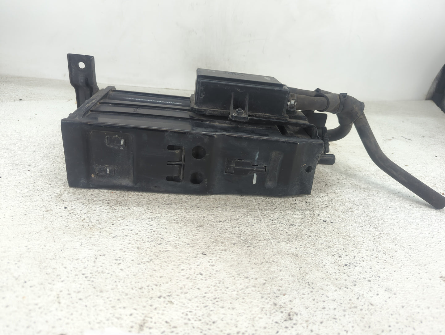 2013 Kia Optima Fuel Vapor Charcoal Canister 1437040 - Oemusedautoparts1.com