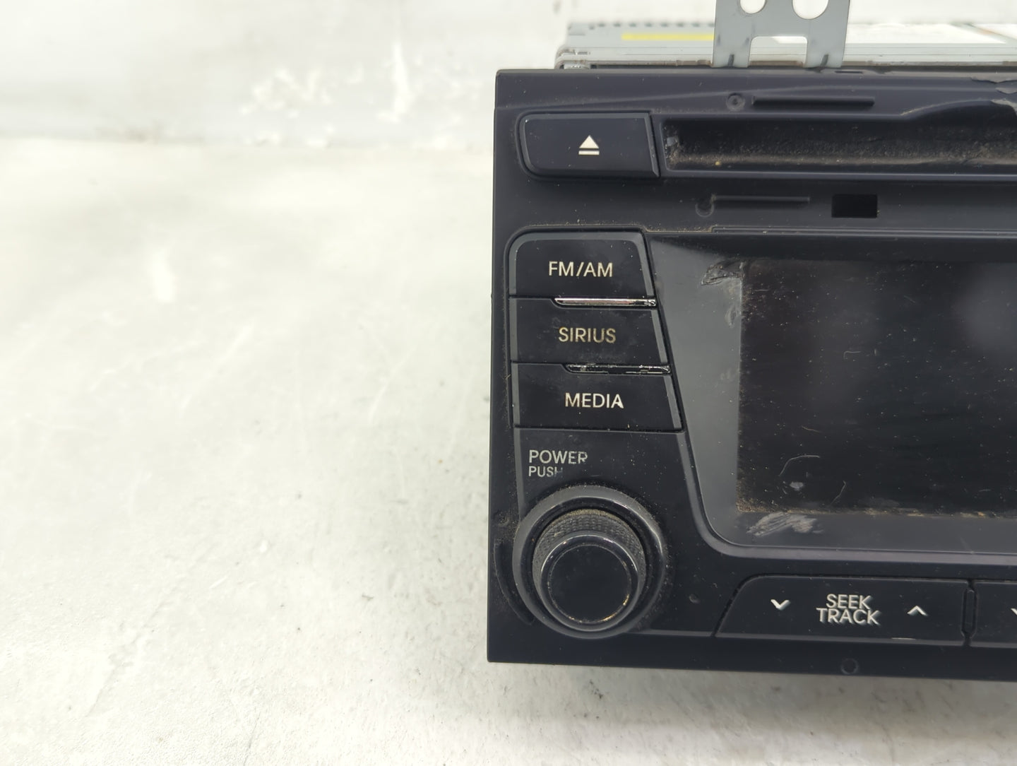 2012-2013 Kia Optima Radio AM FM Cd Player Receiver Replacement P/N:961602T000CA 96160-2T000CA Fits Fits 2012 2013 OEM Used 