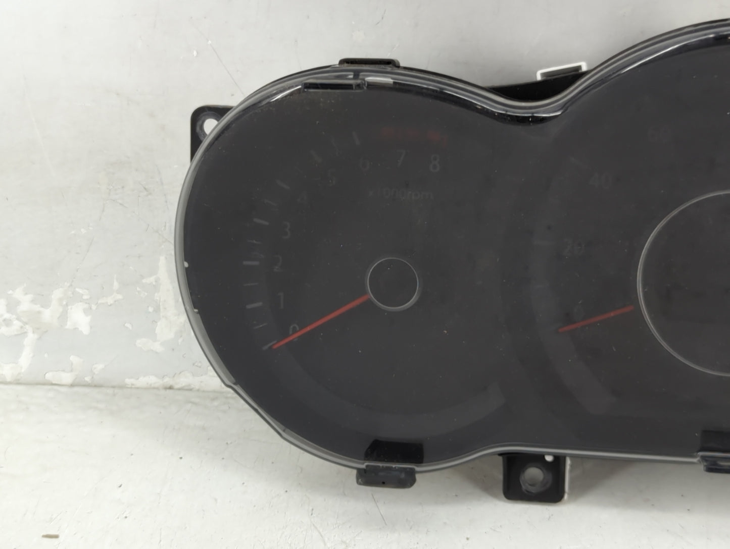 2012-2013 Kia Optima Instrument Cluster Speedometer Gauges P/N:94001-2T322 Miles:134K Fits Fits 2012 2013 OEM Used Auto Part