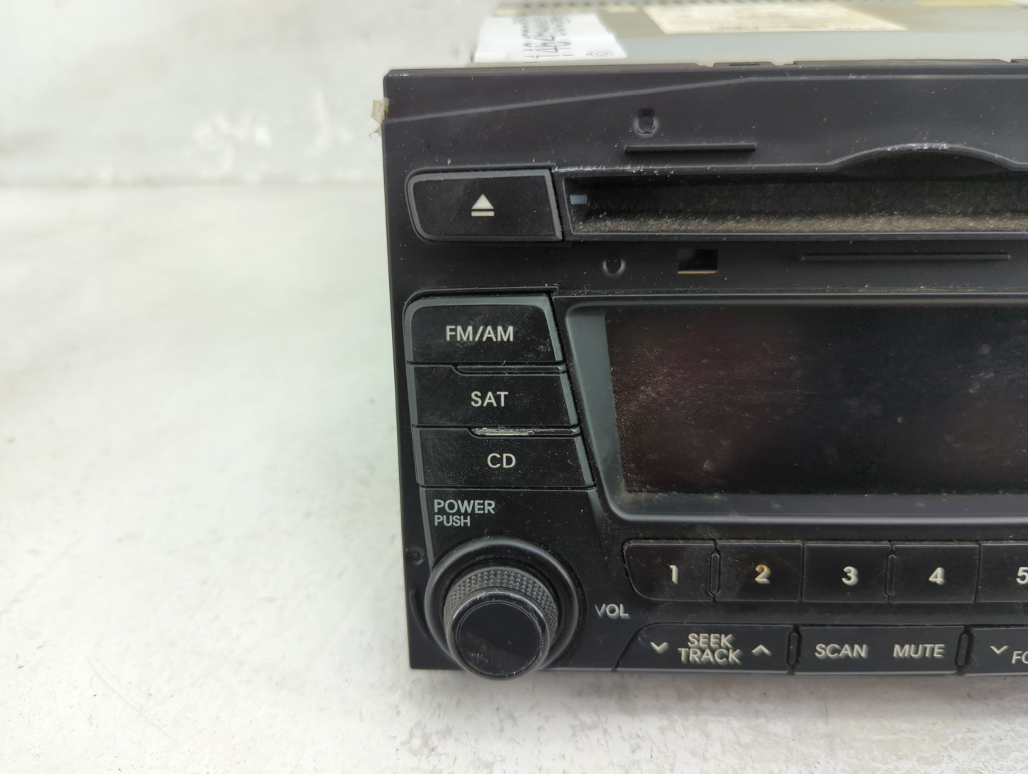 2011-2013 Kia Optima Radio AM FM Cd Player Receiver Replacement P/N:961702T651CA 96170-2T651CA Fits Fits 2011 2012 2013 OEM 