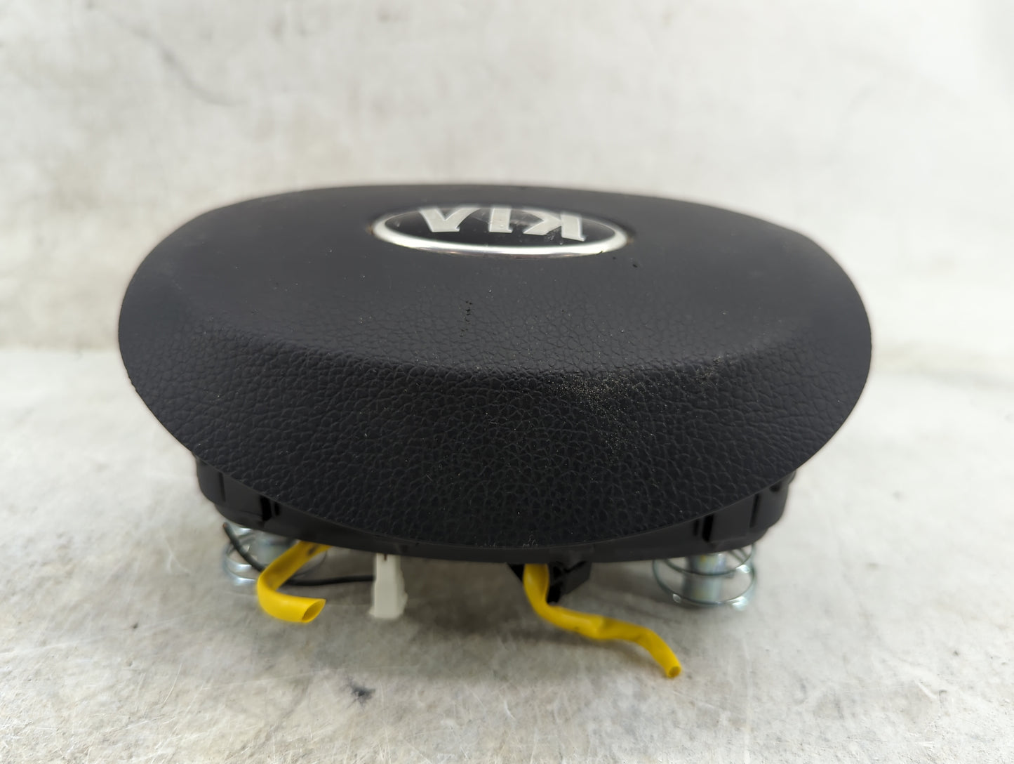 2013 Kia Optima Air Bag Driver Left Steering Wheel Mounted Fits OEM Used Auto Parts - Oemusedautoparts1.com