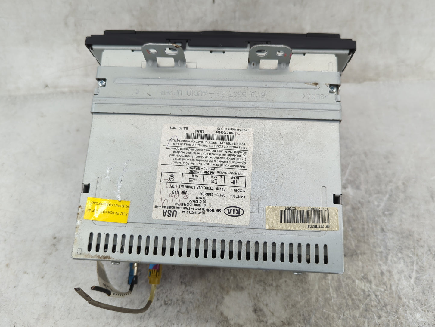 2011-2013 Kia Optima Radio Control Panel 1467832 - Oemusedautoparts1.com