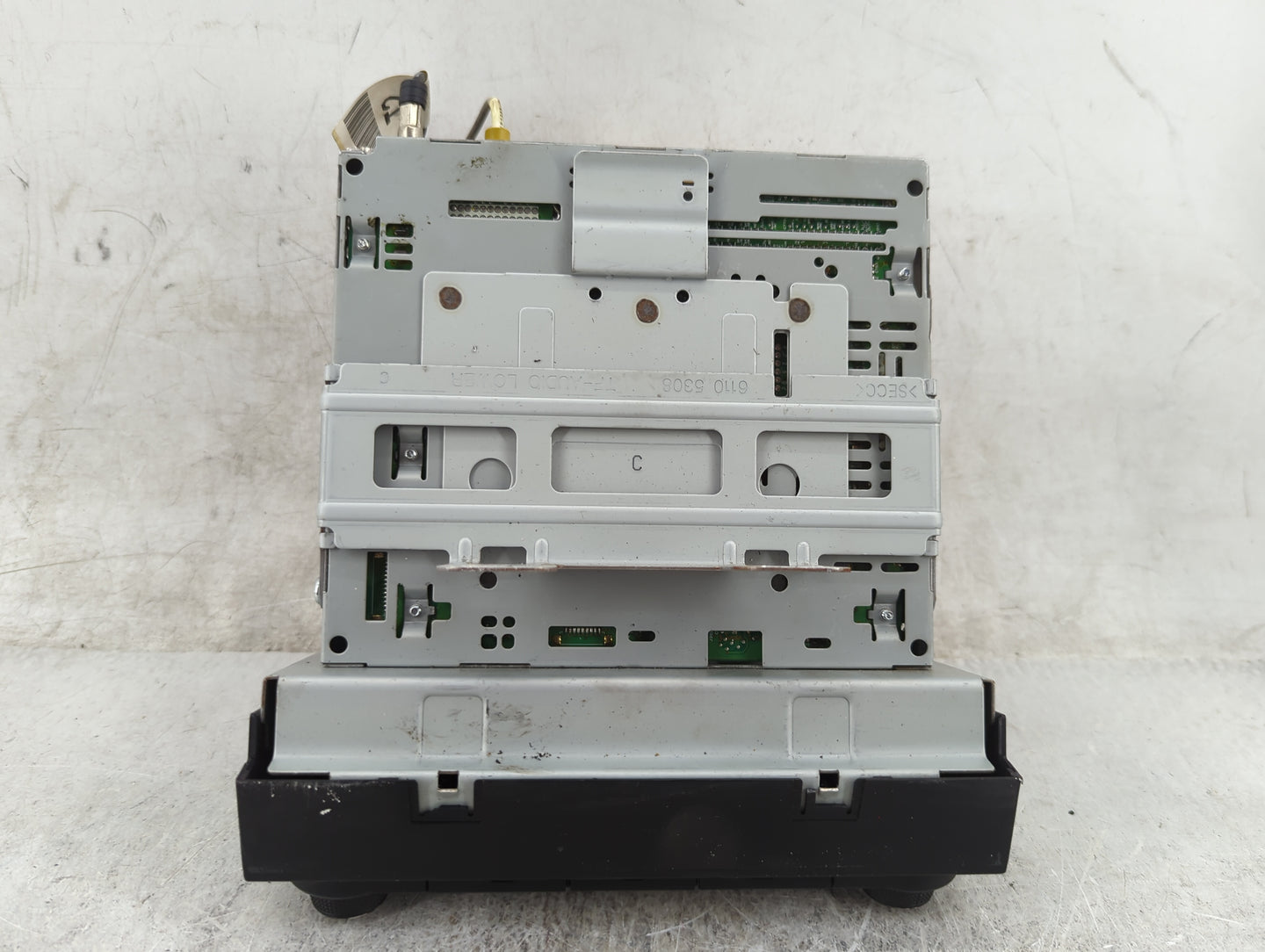 2011-2013 Kia Optima Radio Control Panel 1467832 - Oemusedautoparts1.com