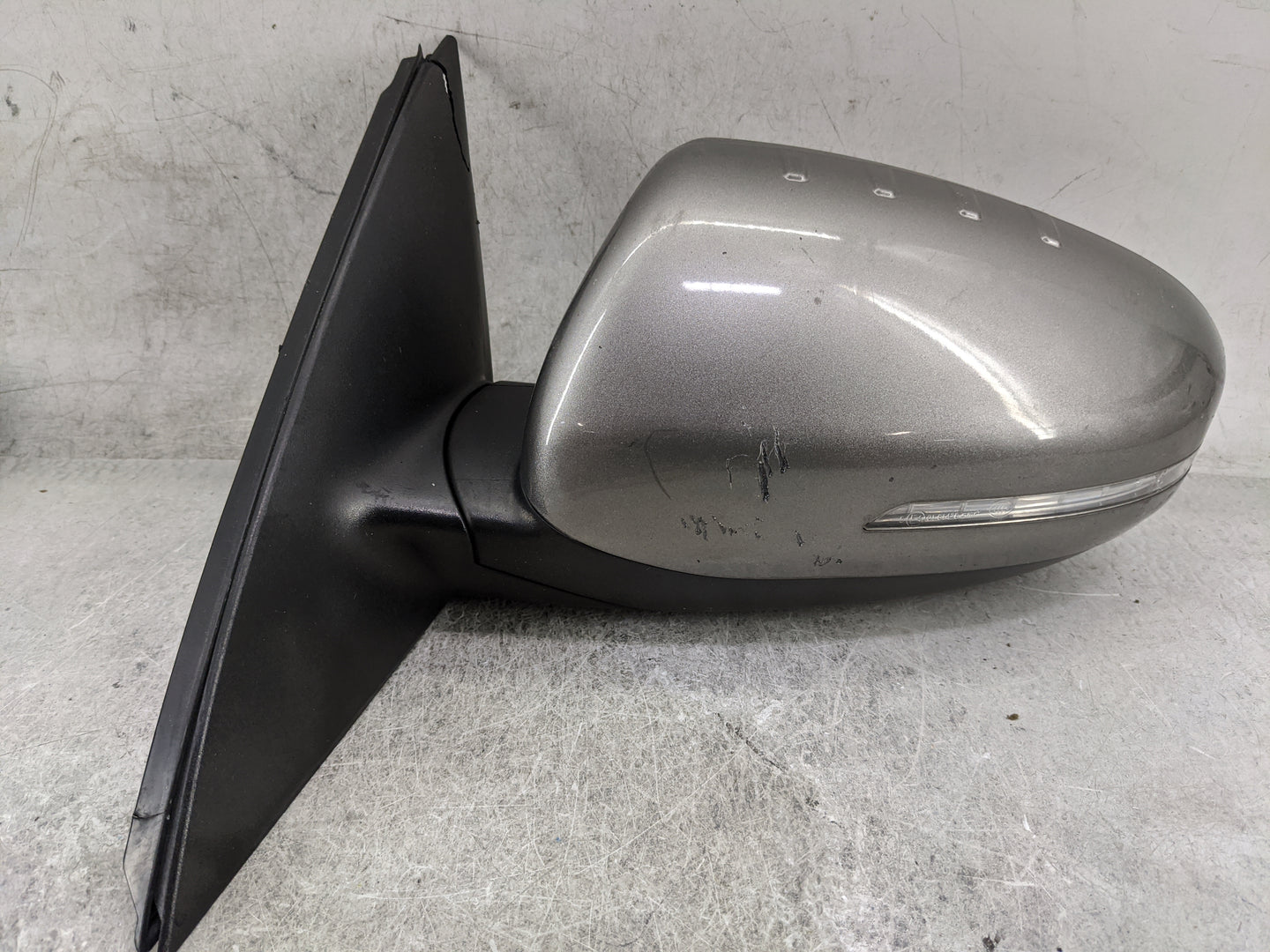 2012-2013 Kia Optima Driver Side View Mirror - Left Door Mirror OEM Used - Oemusedautoparts1.com