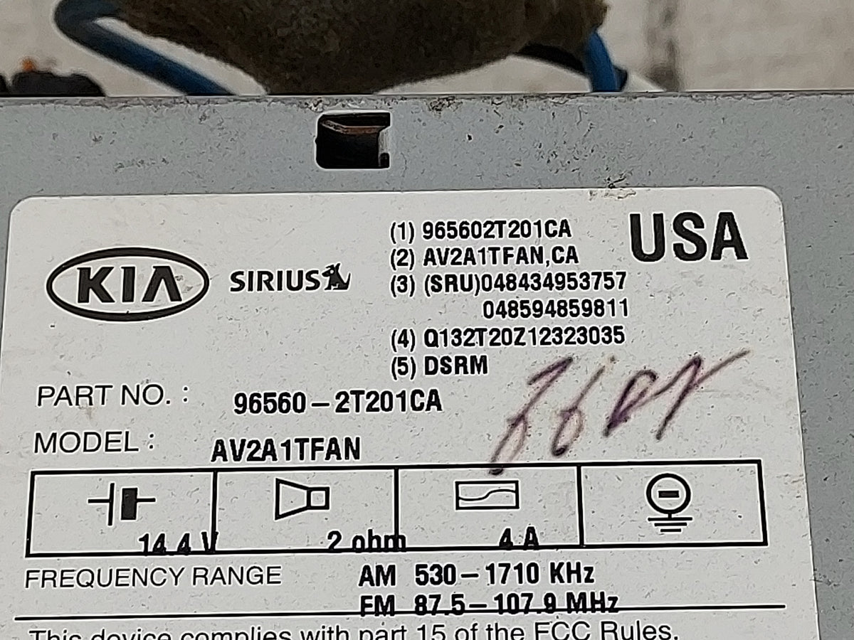 2011-2013 Kia Optima Information Radio Display Screen 1475272 - Oemusedautoparts1.com