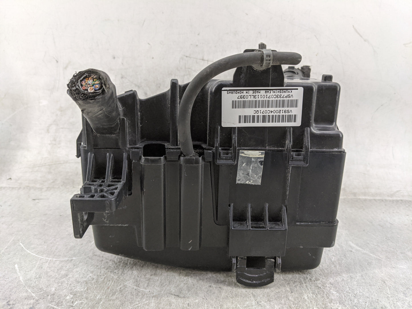 2011-2013 Kia Optima Fusebox Fuse Box Panel Relay Module P/N:VS912004C071QC VSP733C0710113LL0397 Fits Fits 2011 2012 2013 OE