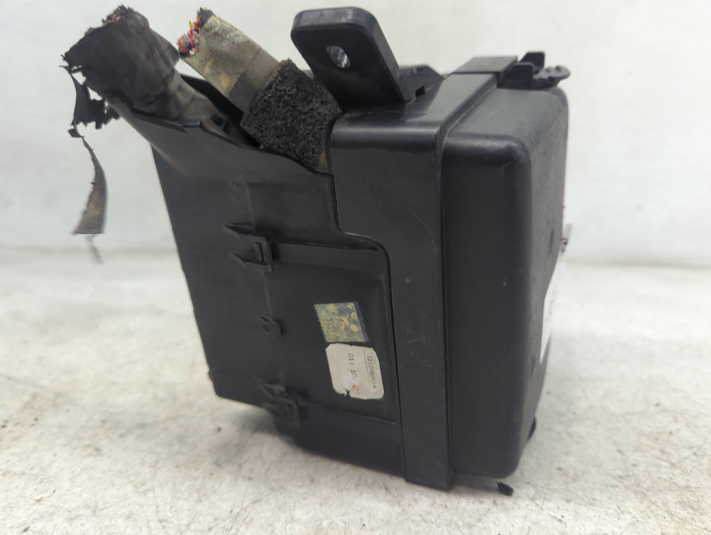 2011-2013 Kia Optima Fusebox Fuse Box Panel Relay Module P/N:18790-01314 Fits Fits 2011 2012 2013 OEM Used Auto Parts - Oemu