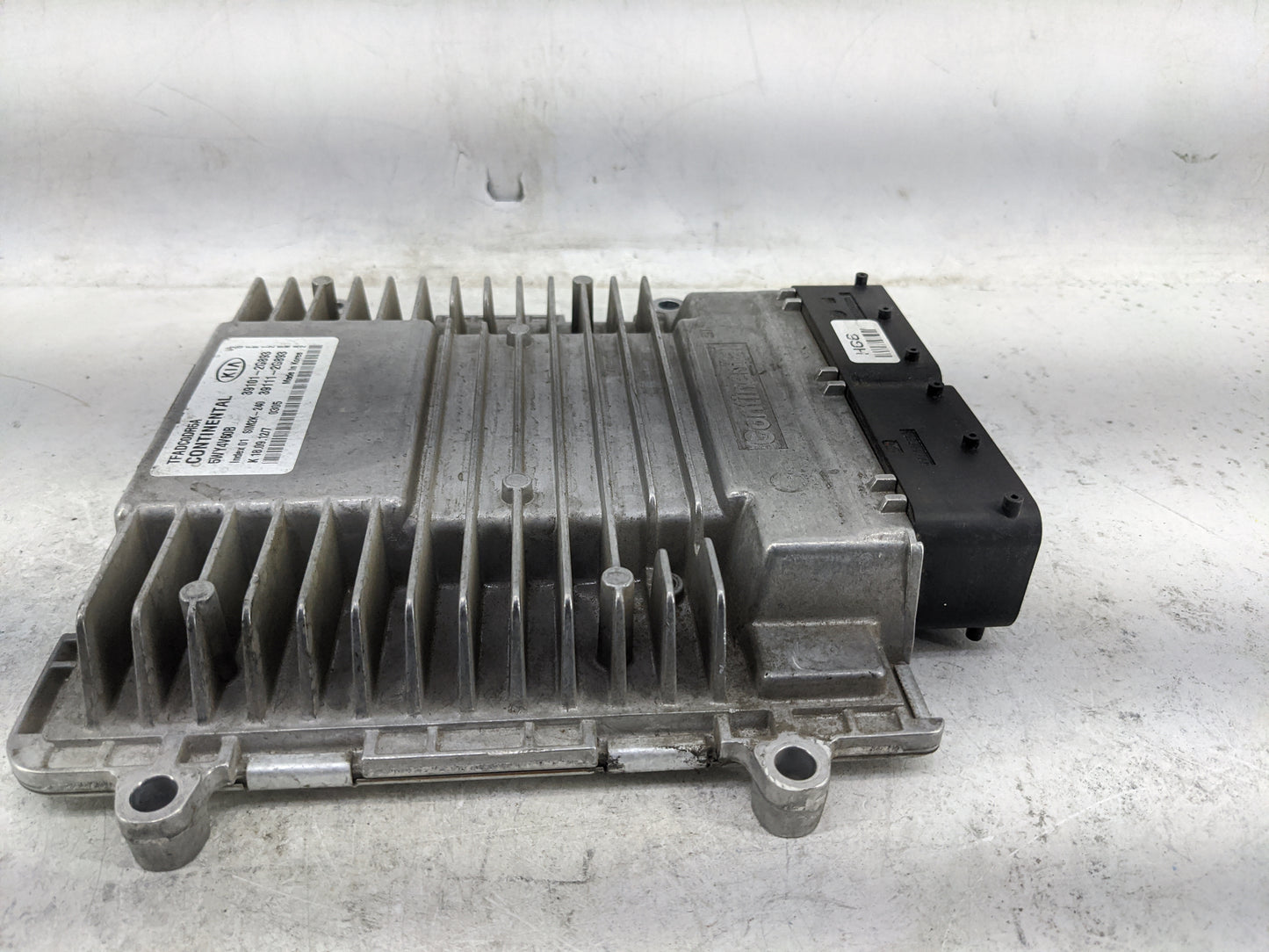2011-2013 Kia Optima PCM Engine Control Computer ECU ECM PCU OEM P/N:5WY4V60B 39101-2G893, 39111-2G893 Fits Fits 2011 2012 2