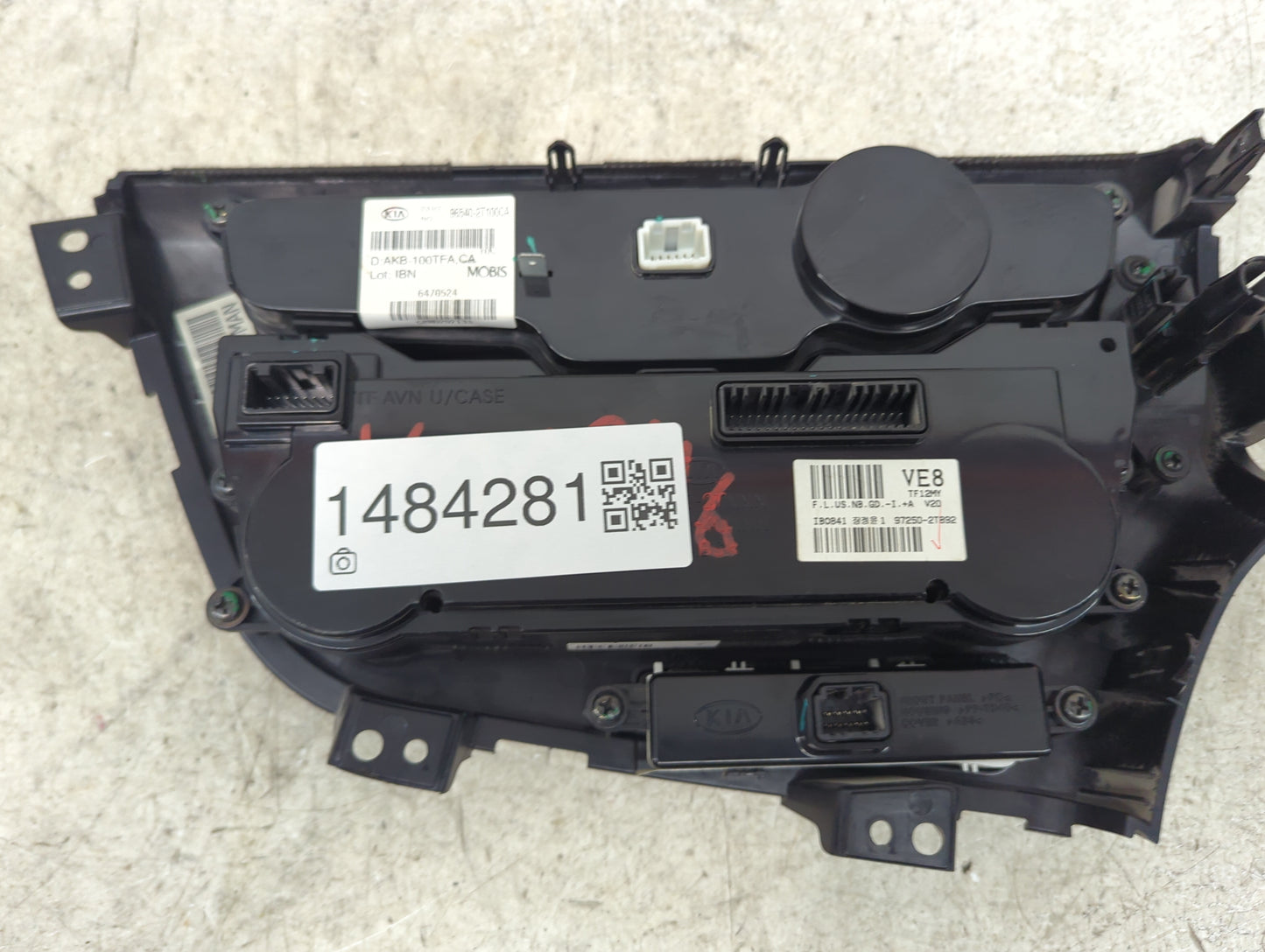 2011-2013 Kia Optima Climate Control Module Temperature AC/Heater Replacement P/N:97250-2T892 96540-2T100CA Fits OEM Used Au
