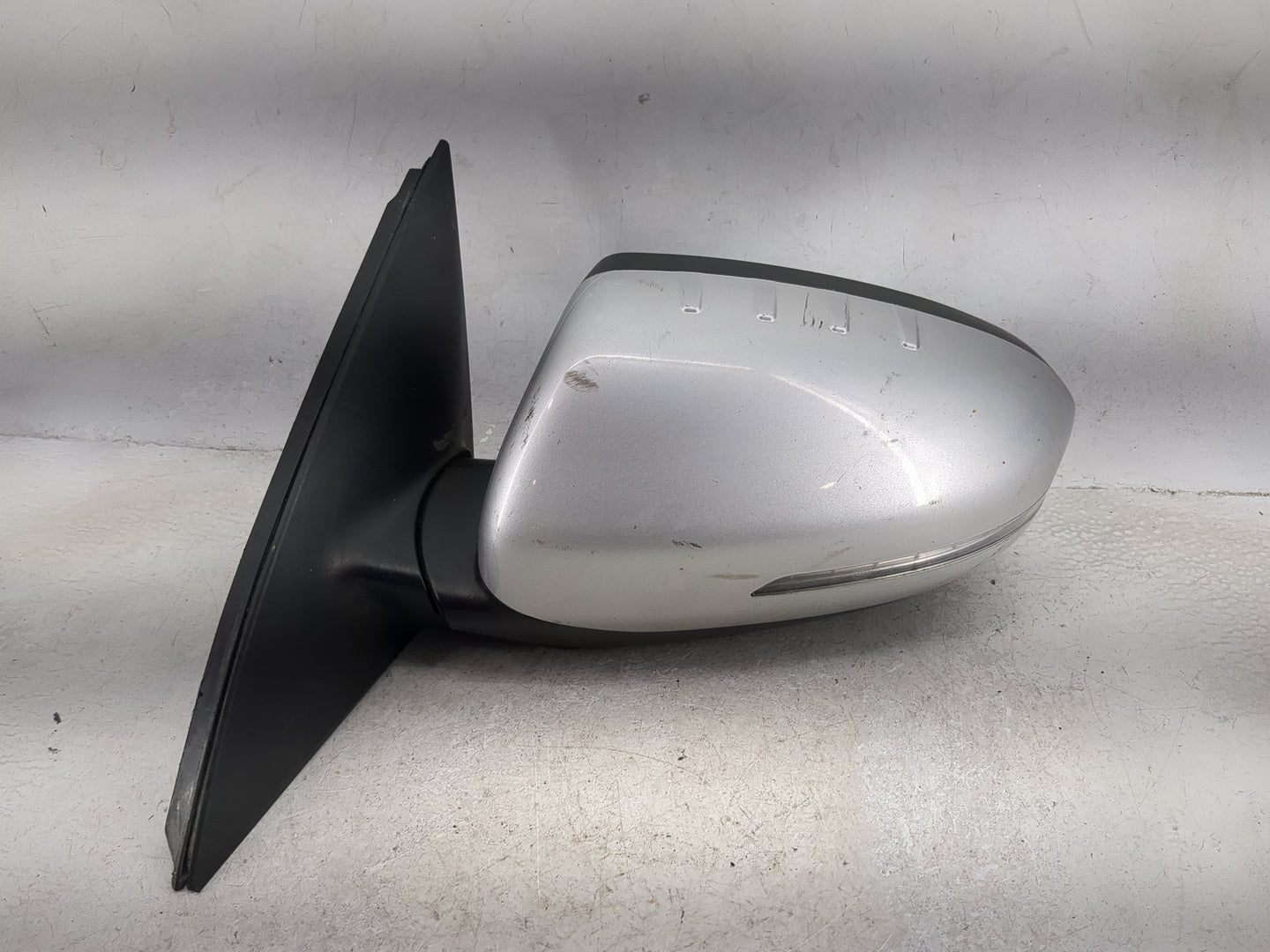 2012-2013 Kia Optima Driver Side View Mirror - Left Door Mirror OEM Used - Oemusedautoparts1.com