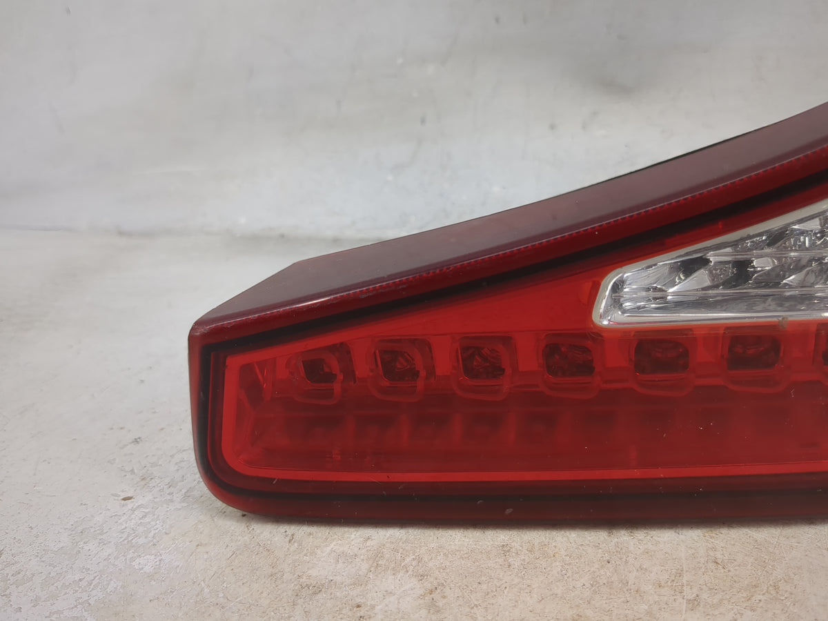 2013 Kia Optima Driver Left Side Deck Lid Mounted Tail Light 1515128 - Oemusedautoparts1.com