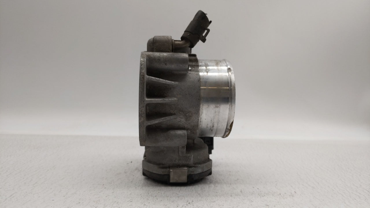 2011-2015 Kia Optima Throttle Body P/N:35100-2G700 Fits Fits 2011 2012 2013 2014 2015 2016 OEM Used Auto Parts - Oemusedauto