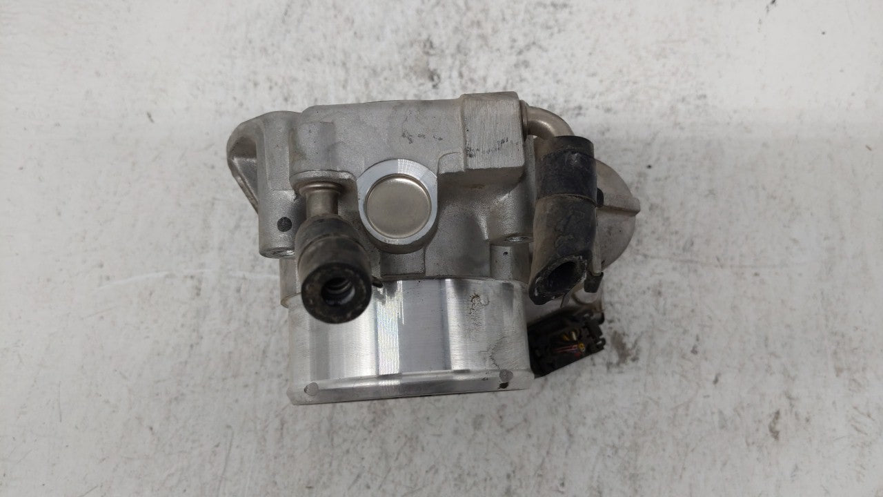 2011-2015 Kia Optima Throttle Body P/N:35100-2G700 Fits Fits 2011 2012 2013 2014 2015 2016 OEM Used Auto Parts - Oemusedauto