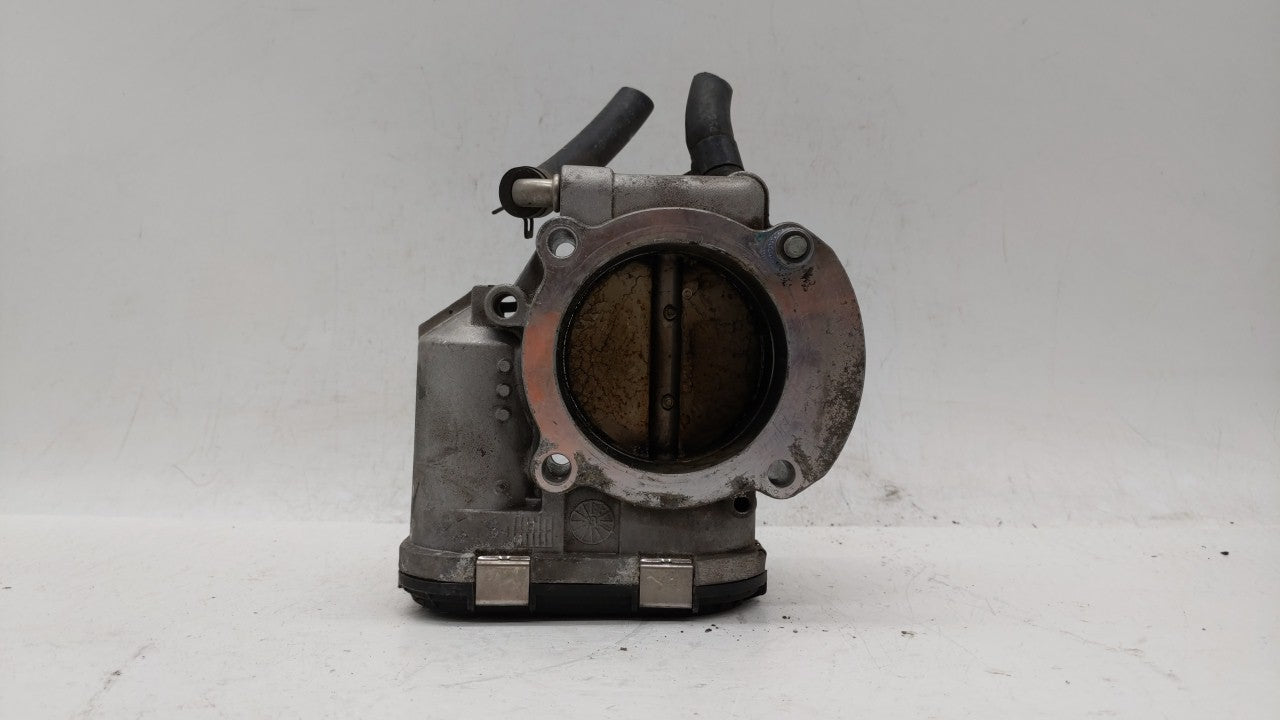 2011-2015 Kia Optima Throttle Body P/N:35100-2G700 Fits Fits 2011 2012 2013 2014 2015 2016 OEM Used Auto Parts - Oemusedauto