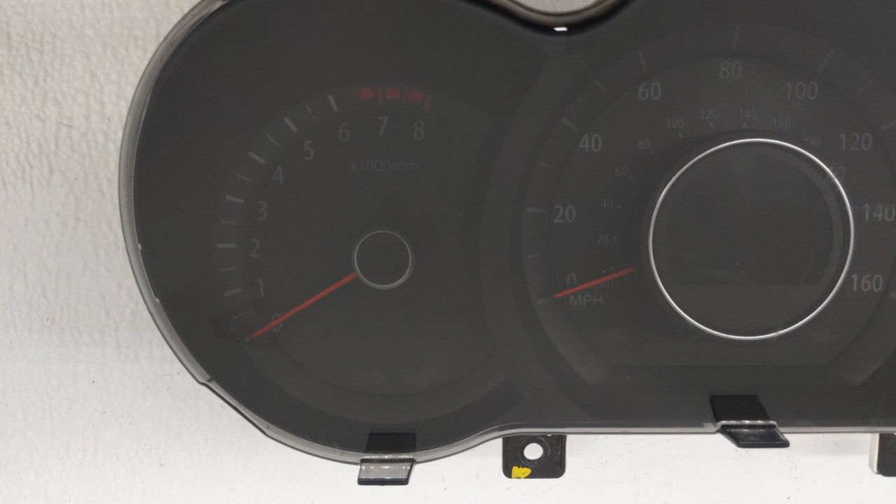 2012-2013 Kia Optima Instrument Cluster Speedometer Gauges P/N:94001-2T323 94001-2T322 Fits Fits 2012 2013 OEM Used Auto Par