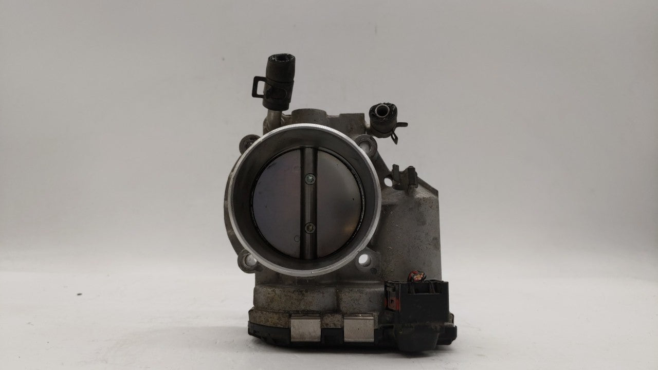 2011-2015 Kia Optima Throttle Body P/N:35100-2G700 Fits Fits 2011 2012 2013 2014 2015 2016 OEM Used Auto Parts - Oemusedauto