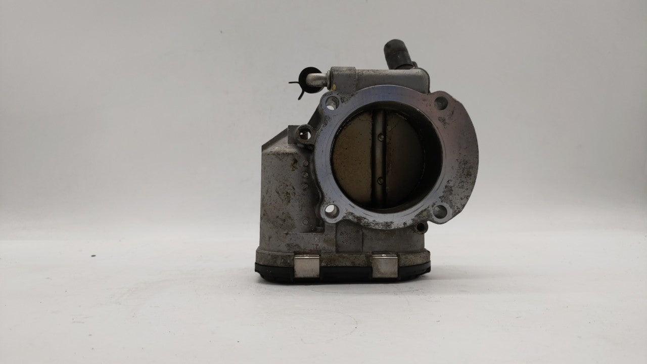 2011-2015 Kia Optima Throttle Body P/N:35100-2G700 Fits Fits 2011 2012 2013 2014 2015 2016 OEM Used Auto Parts - Oemusedauto