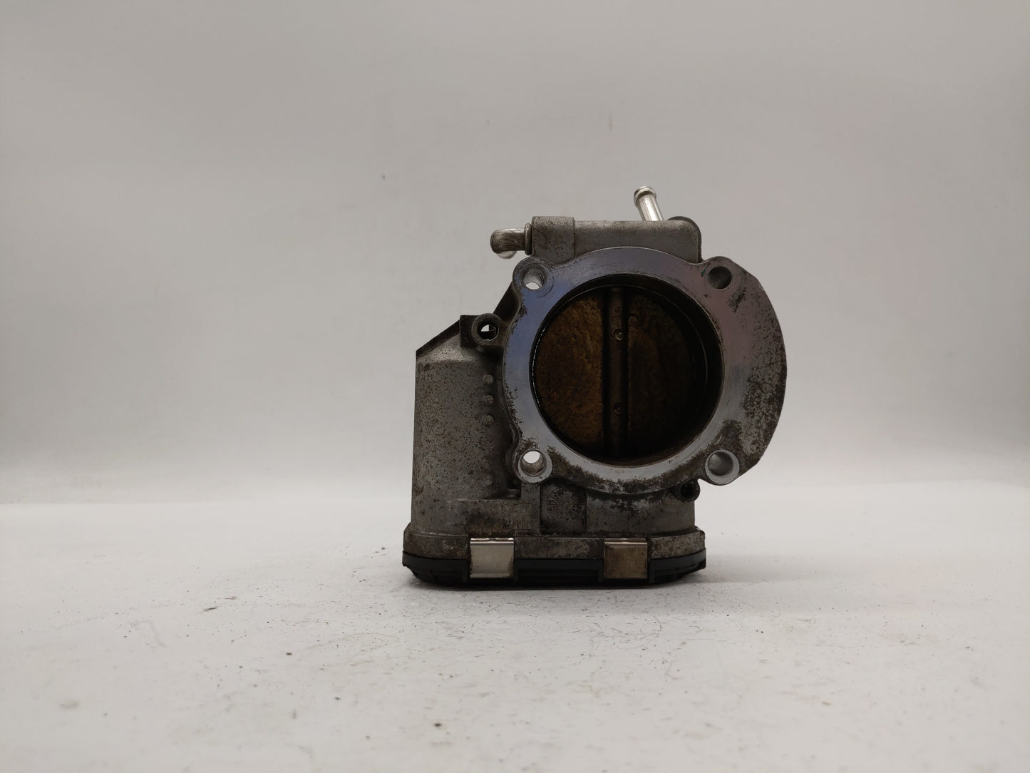 2011-2015 Kia Optima Throttle Body P/N:35100-2G700 Fits Fits 2011 2012 2013 2014 2015 2016 OEM Used Auto Parts - Oemusedauto