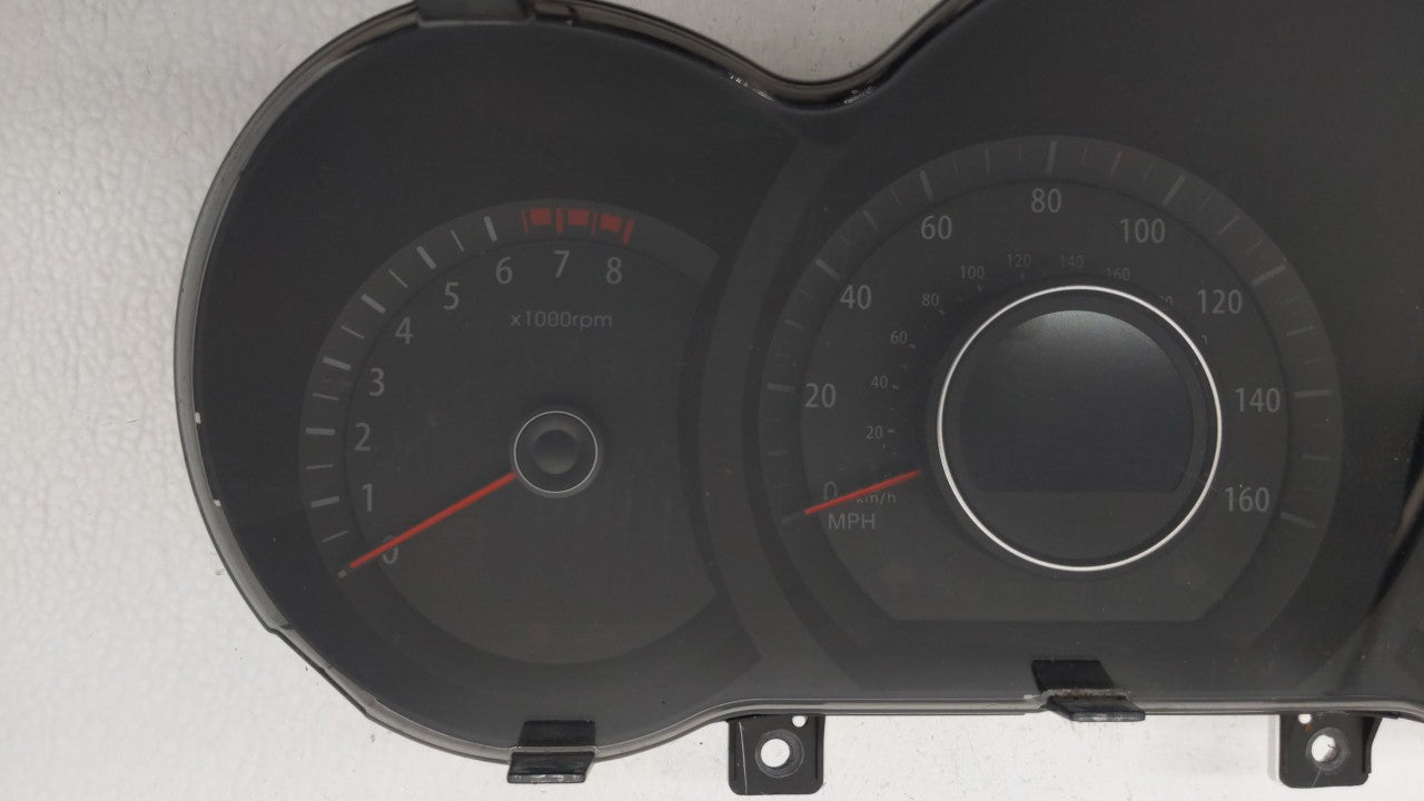 2012-2013 Kia Optima Instrument Cluster Speedometer Gauges P/N:94001-2T323 94001-2T322 Fits Fits 2012 2013 OEM Used Auto Par