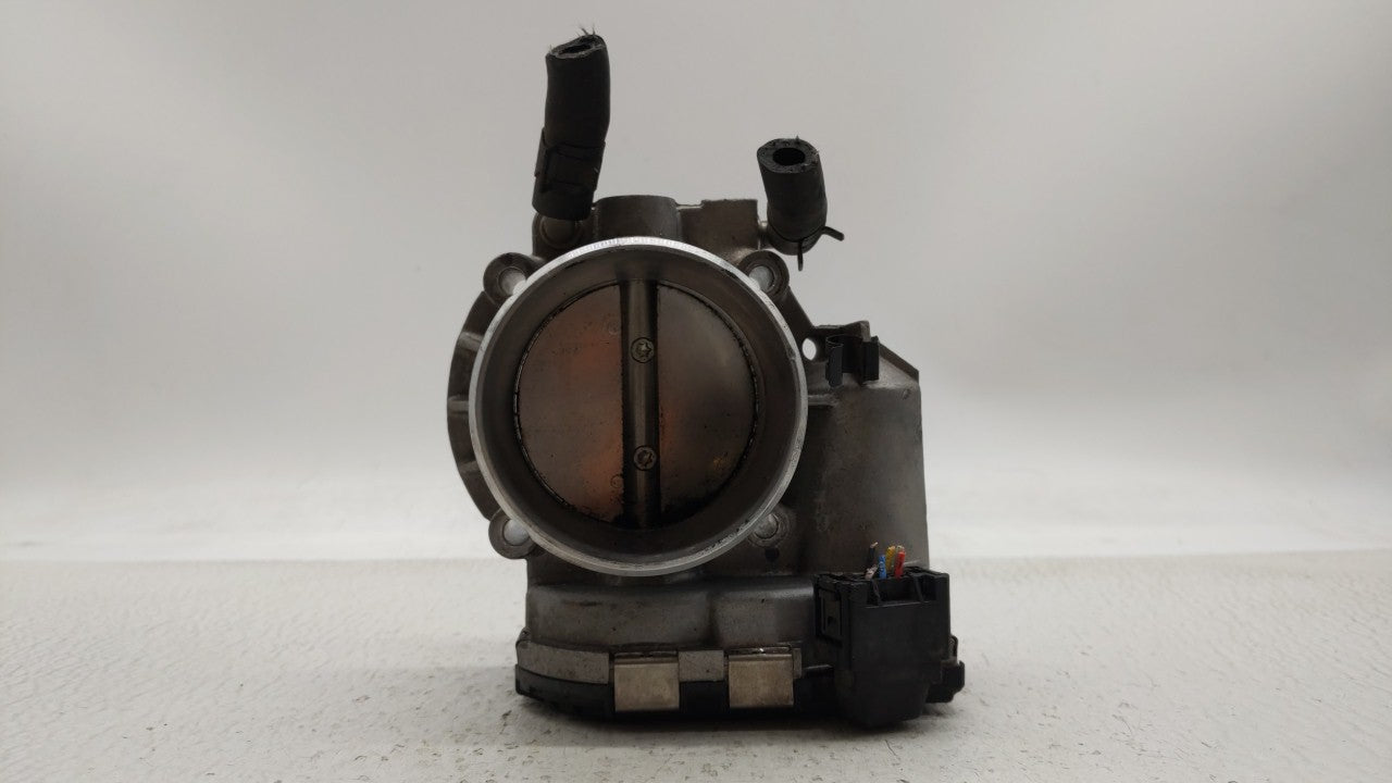 2011-2015 Kia Optima Throttle Body P/N:35100-2G700 Fits Fits 2011 2012 2013 2014 2015 2016 OEM Used Auto Parts - Oemusedauto