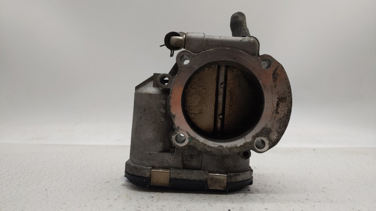 2011-2015 Kia Optima Throttle Body P/N:35100-2G700 Fits Fits 2011 2012 2013 2014 2015 2016 OEM Used Auto Parts - Oemusedauto