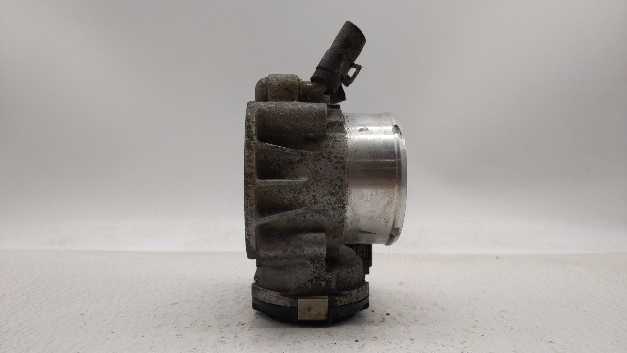 2011-2015 Kia Optima Throttle Body P/N:35100-2G700 Fits Fits 2011 2012 2013 2014 2015 2016 OEM Used Auto Parts - Oemusedauto
