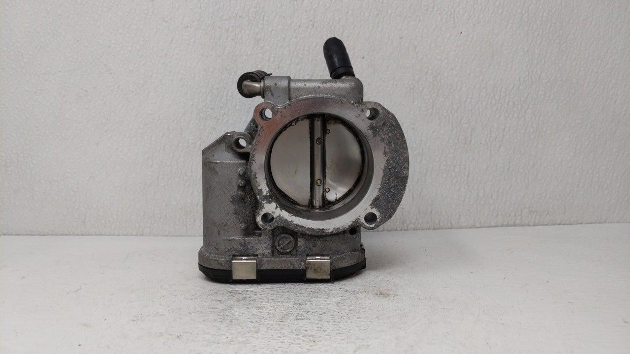 2011-2015 Kia Optima Throttle Body P/N:35100-2G700 Fits Fits 2011 2012 2013 2014 2015 2016 OEM Used Auto Parts - Oemusedauto