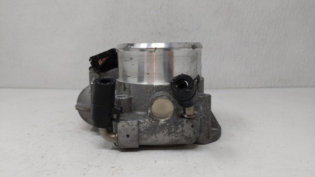 2011-2015 Kia Optima Throttle Body P/N:35100-2G700 Fits Fits 2011 2012 2013 2014 2015 2016 OEM Used Auto Parts - Oemusedauto