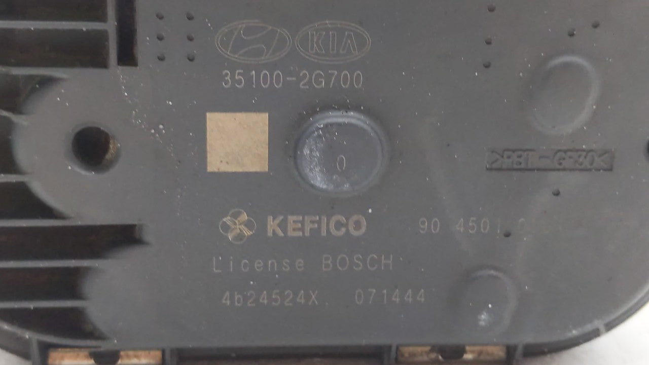 2011-2015 Kia Optima Throttle Body P/N:35100-2G700 Fits Fits 2011 2012 2013 2014 2015 2016 OEM Used Auto Parts - Oemusedauto