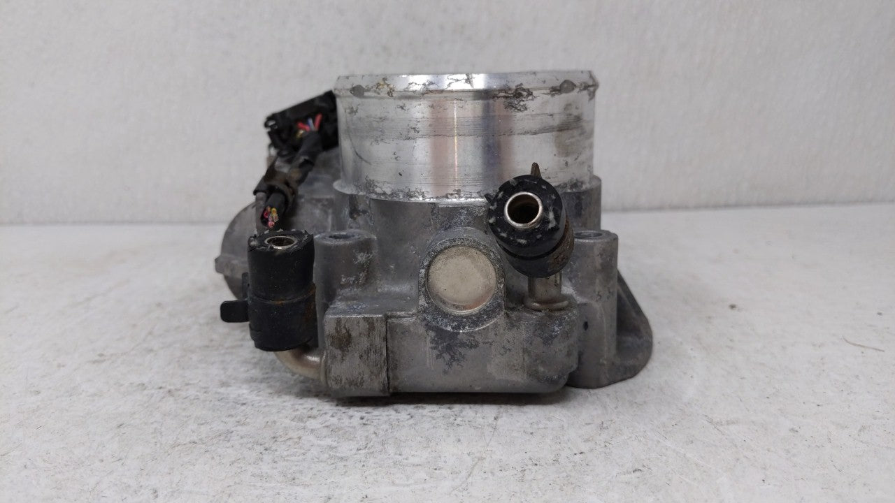 2011-2015 Kia Optima Throttle Body P/N:35100-2G700 Fits Fits 2011 2012 2013 2014 2015 2016 OEM Used Auto Parts - Oemusedauto