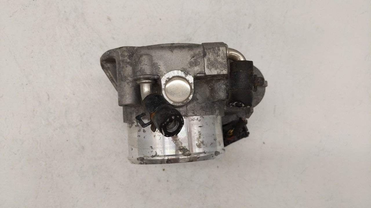 2011-2015 Kia Optima Throttle Body P/N:35100-2G700 Fits Fits 2011 2012 2013 2014 2015 2016 OEM Used Auto Parts - Oemusedauto