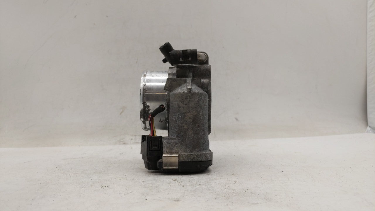 2011-2015 Kia Optima Throttle Body P/N:35100-2G700 Fits Fits 2011 2012 2013 2014 2015 2016 OEM Used Auto Parts - Oemusedauto