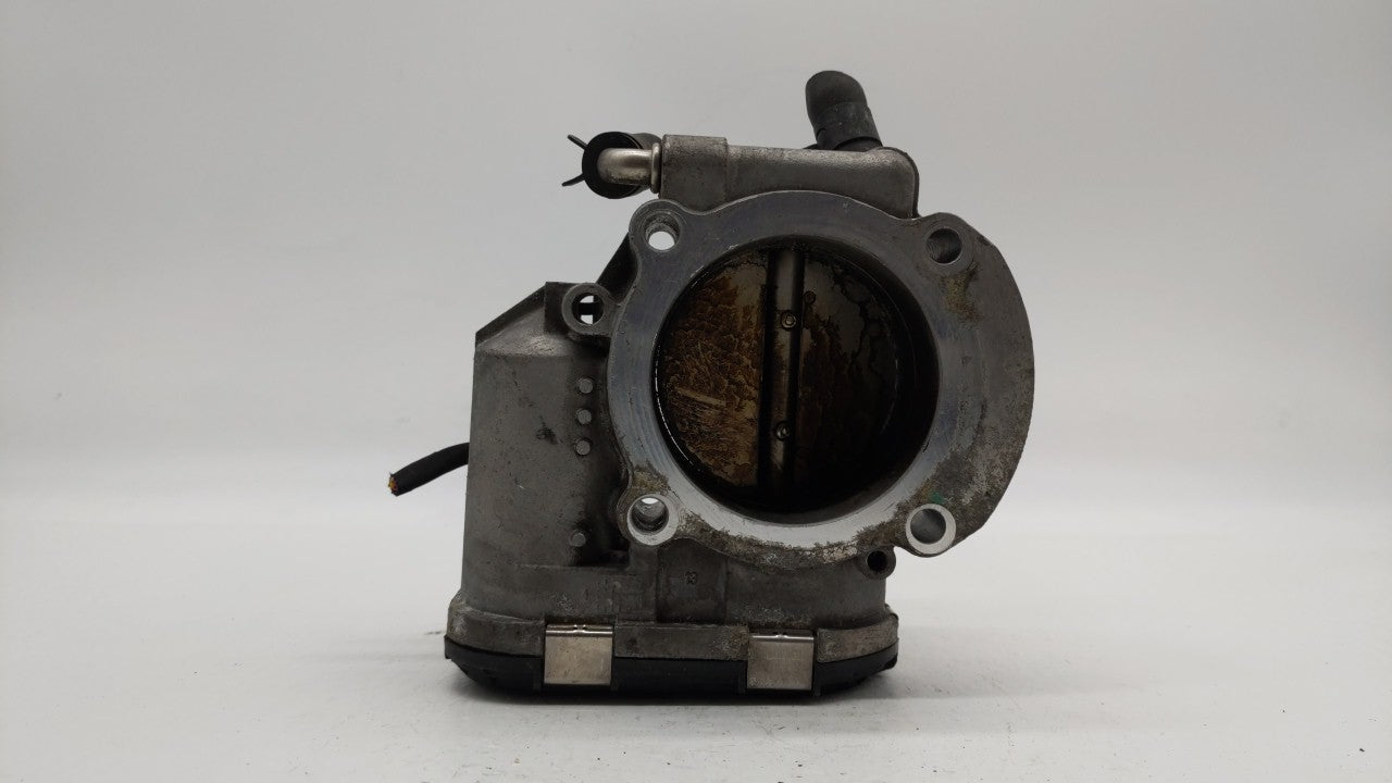 2011-2015 Kia Optima Throttle Body P/N:35100-2G700 Fits Fits 2011 2012 2013 2014 2015 2016 OEM Used Auto Parts - Oemusedauto