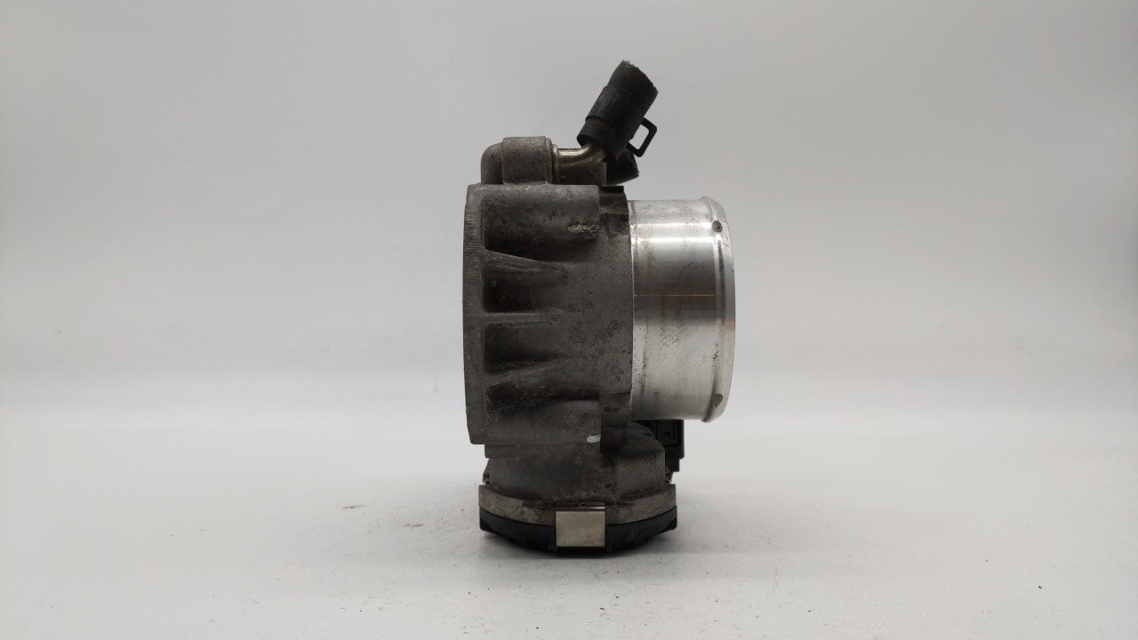 2011-2015 Kia Optima Throttle Body P/N:35100-2G700 Fits Fits 2011 2012 2013 2014 2015 2016 OEM Used Auto Parts - Oemusedauto