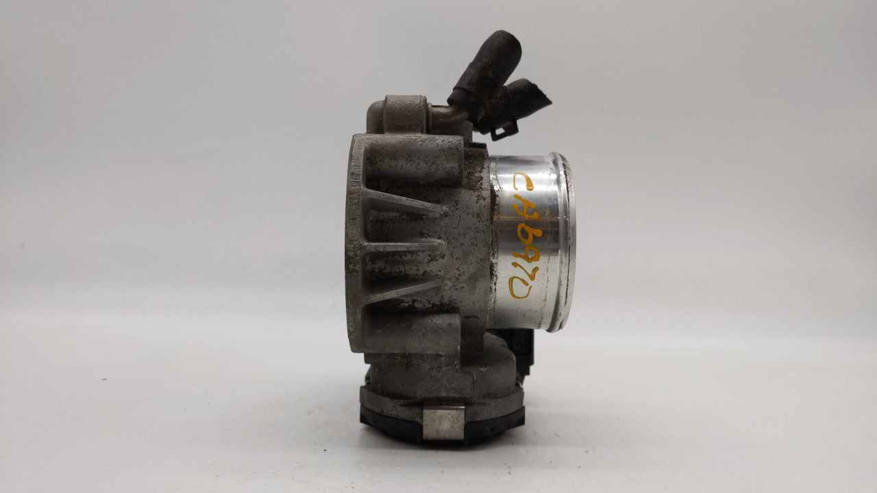 2011-2015 Kia Optima Throttle Body P/N:35100-2G710 Fits Fits 2011 2012 2013 2014 2015 2016 OEM Used Auto Parts - Oemusedauto