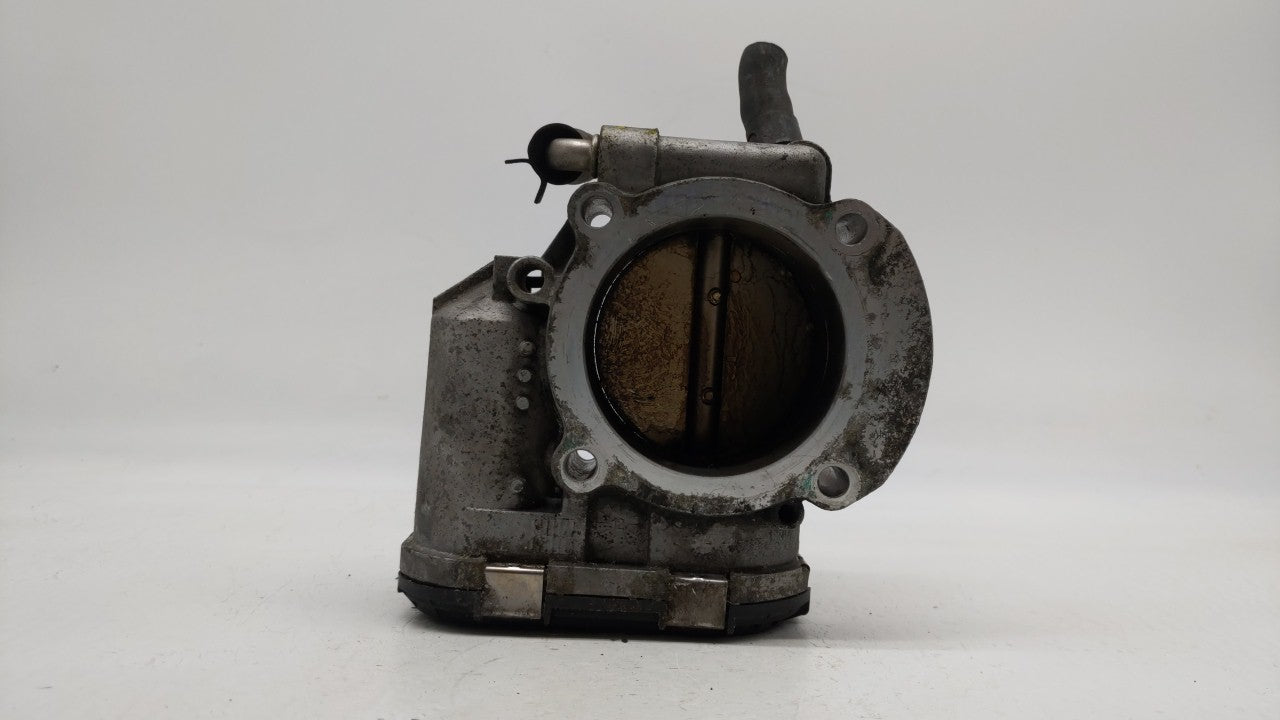 2011-2015 Kia Optima Throttle Body P/N:35100-2G700 Fits Fits 2011 2012 2013 2014 2015 2016 OEM Used Auto Parts - Oemusedauto