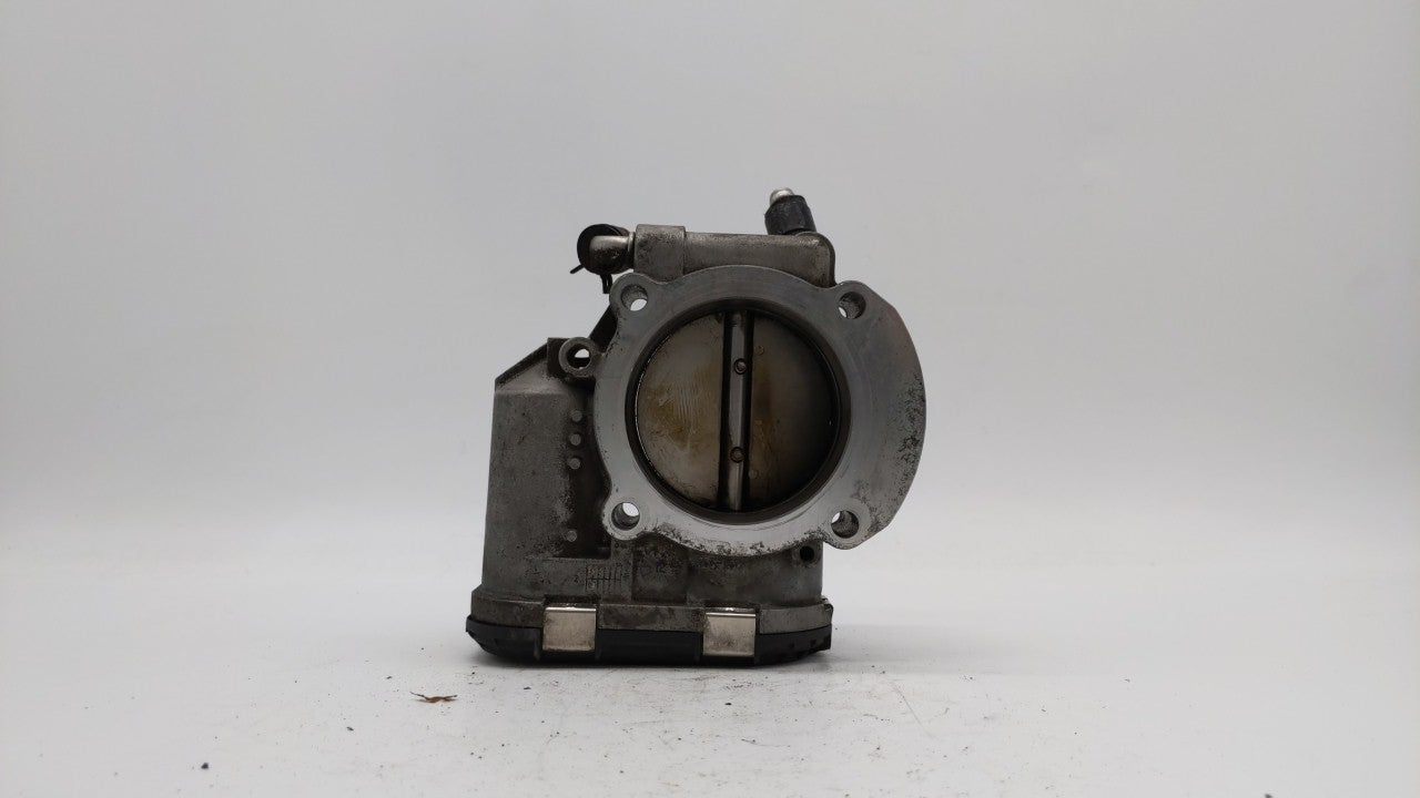 2013 Kia Optima Throttle Body P/N:35100-2G700 Fits OEM Used Auto Parts - Oemusedautoparts1.com